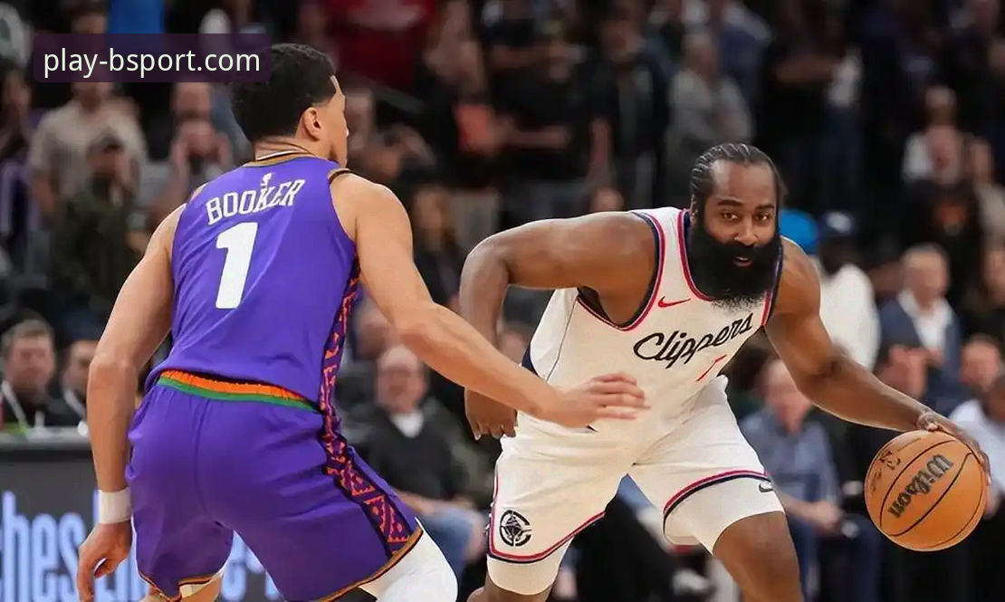 BSport体育官网手机版最新版 快船遭20分逆转三连败深度解析:从BSport体育官网手机版最新版看球星复出与团队困境